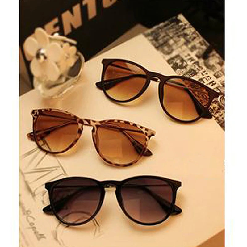 DRESSUUP Brand Metal Thin Legs Vintage Sunglasses Women Round Sun Glasses Woman Oculos De Sol Femininos 2017 Gafas