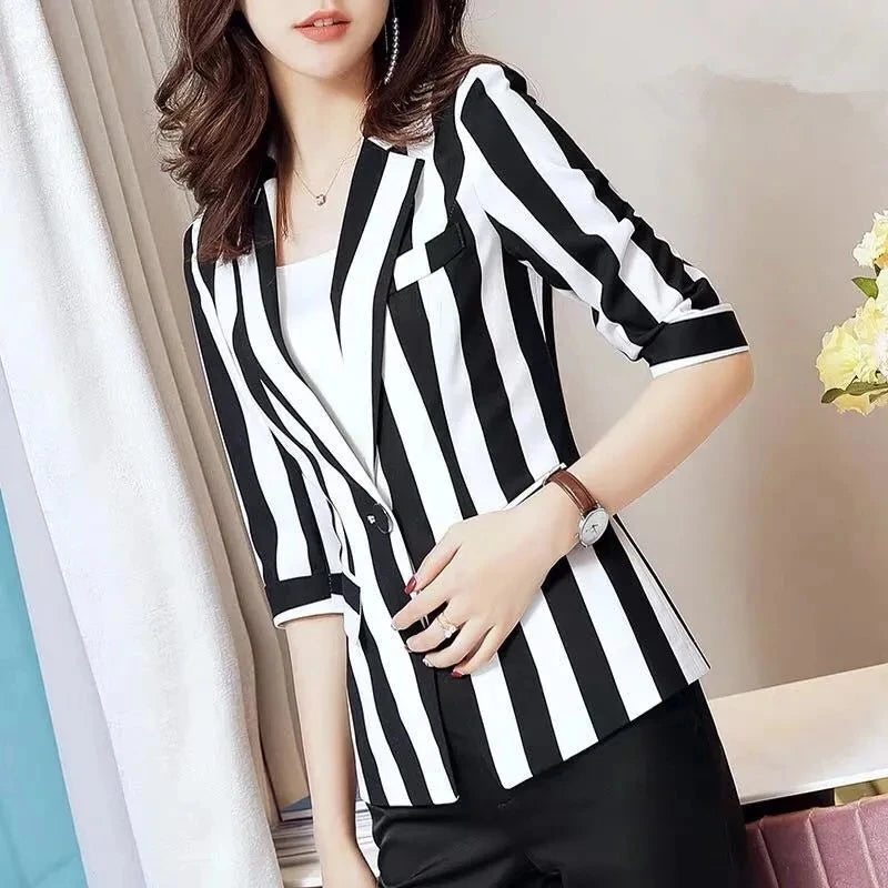 Striped Small Suit Jacket Women's Fashion Coat Top 2023 Spring Autumn New Suits Slim Waist Short Top Women Blazer